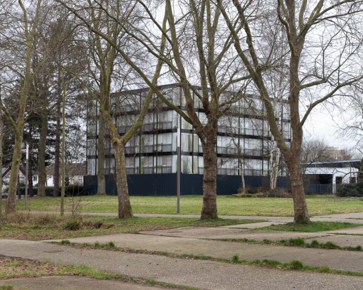 ZUP de La Grand’Mare, Rouen, 1962-1977 (Lods, Alexandre, Beauclair, Depondt, Touquard, architectes) : vue d’un des bâtiments (cliché Raphaël Lods)
