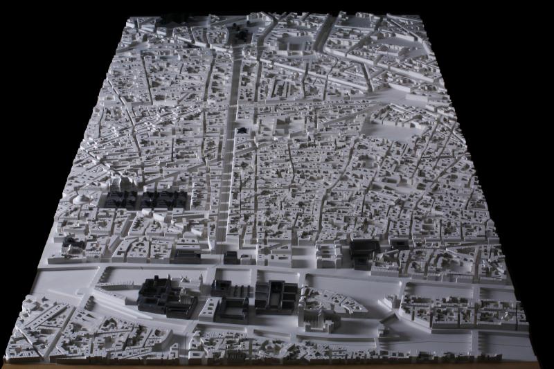 Maquette d’un quartier de Paris vu après sa transformation par le préfet Georges-Eugène Haussmann, 1863-1870