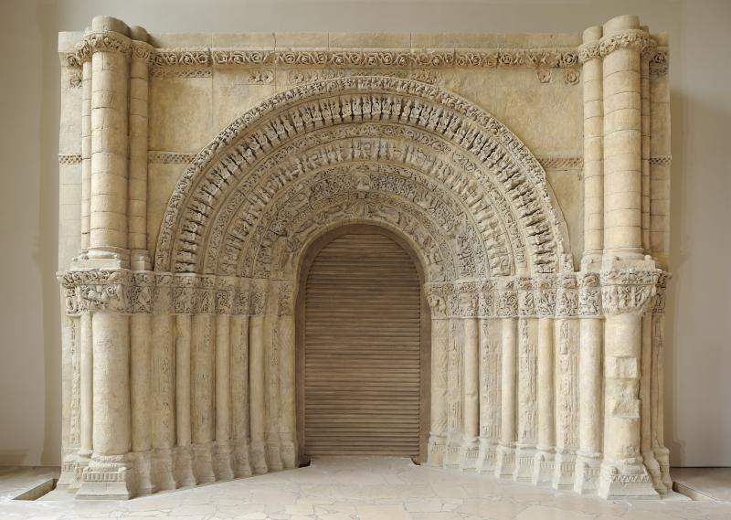 Saintes, église abbatiale Sainte-Marie-aux-Dames, portail de la façade occidentale, vers 1120-1130. Moulage en plâtre, Camille Arnold, 1880-1881, complément par Jean Pouzadoux, 1882