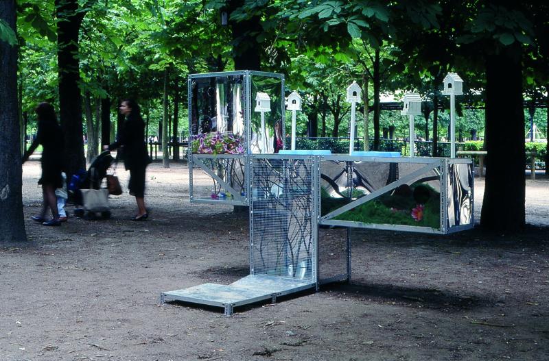 Mini Maousse 1 - Maison des animaux - Jardin des Tuileries - 2003