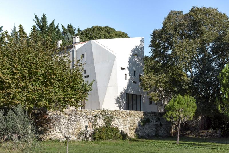 Extension d’une maison, Uzès (30), 2016, Dixneufcentquatrevingtsix, Mathilde Gaudemet et Arthur Ozenne architectes
