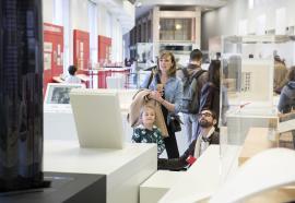 Visites en famille © Cité de l'architecture et du patrimoine