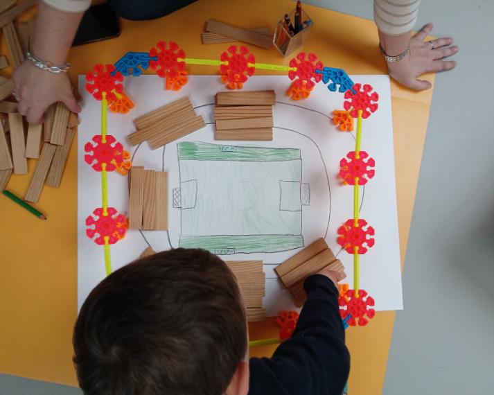 Atelier "Objectif stade" (c) Cité de l'architecture et du patrimoine 