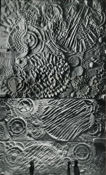 Maquette du grand mur de la bibliothèque de la Part-Dieu, Lyon (Jacques Perrin-Fayolle architecte) ; Denis Morog, sculpteur, c.1969.