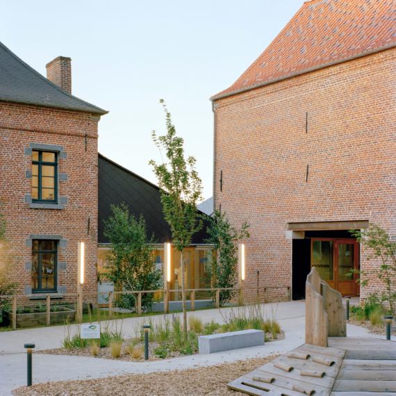 vue extérieur école maternelle Bellignies